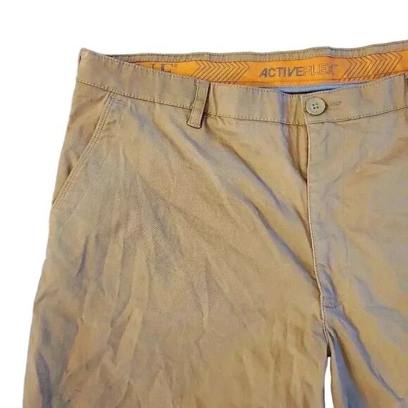 Savane Men's Tan Cotton/Spandex Flat Front Chino Shorts - Picture 3 of 14